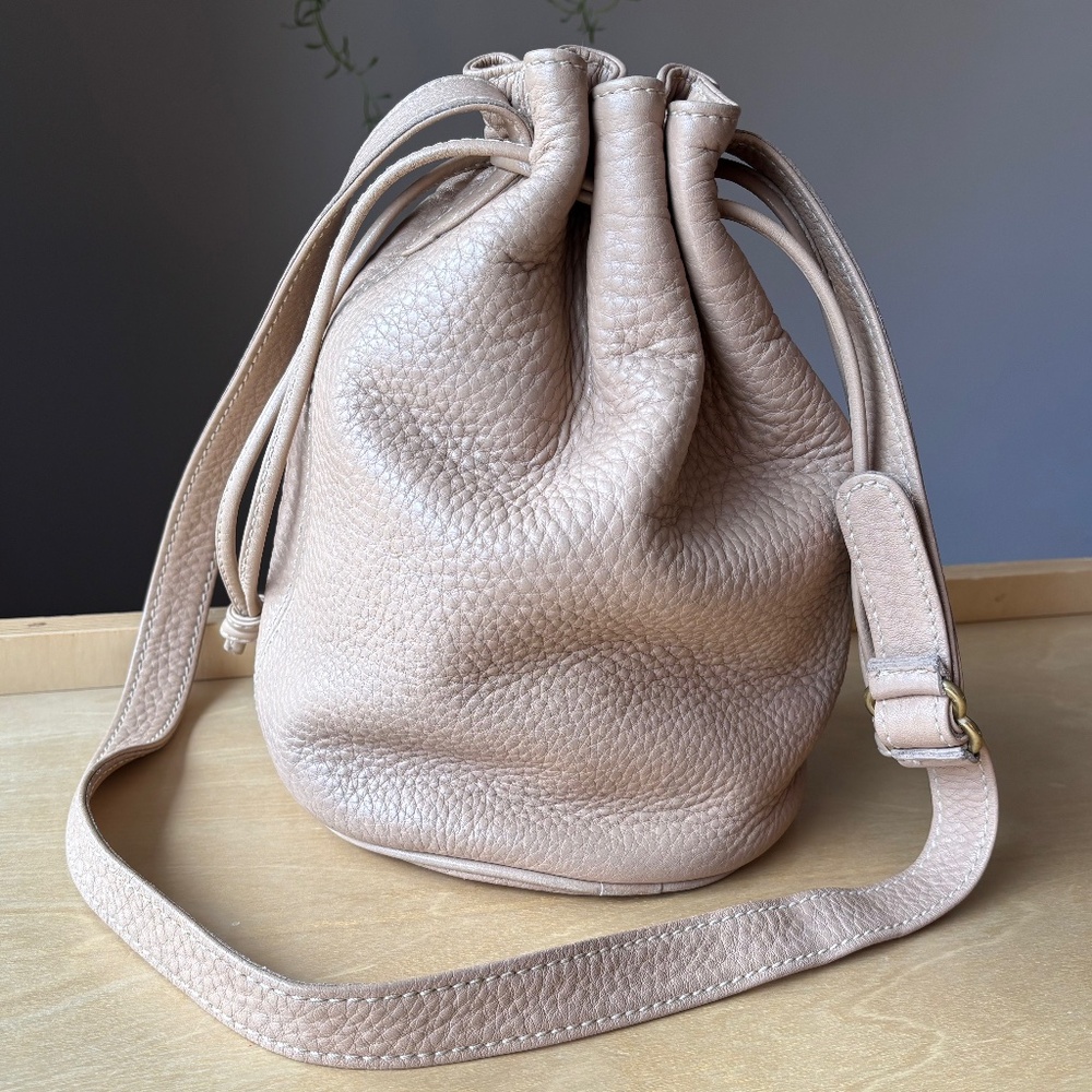 Coach Sonoma pebbled leather bucket bag 4905 cream color, late 90s